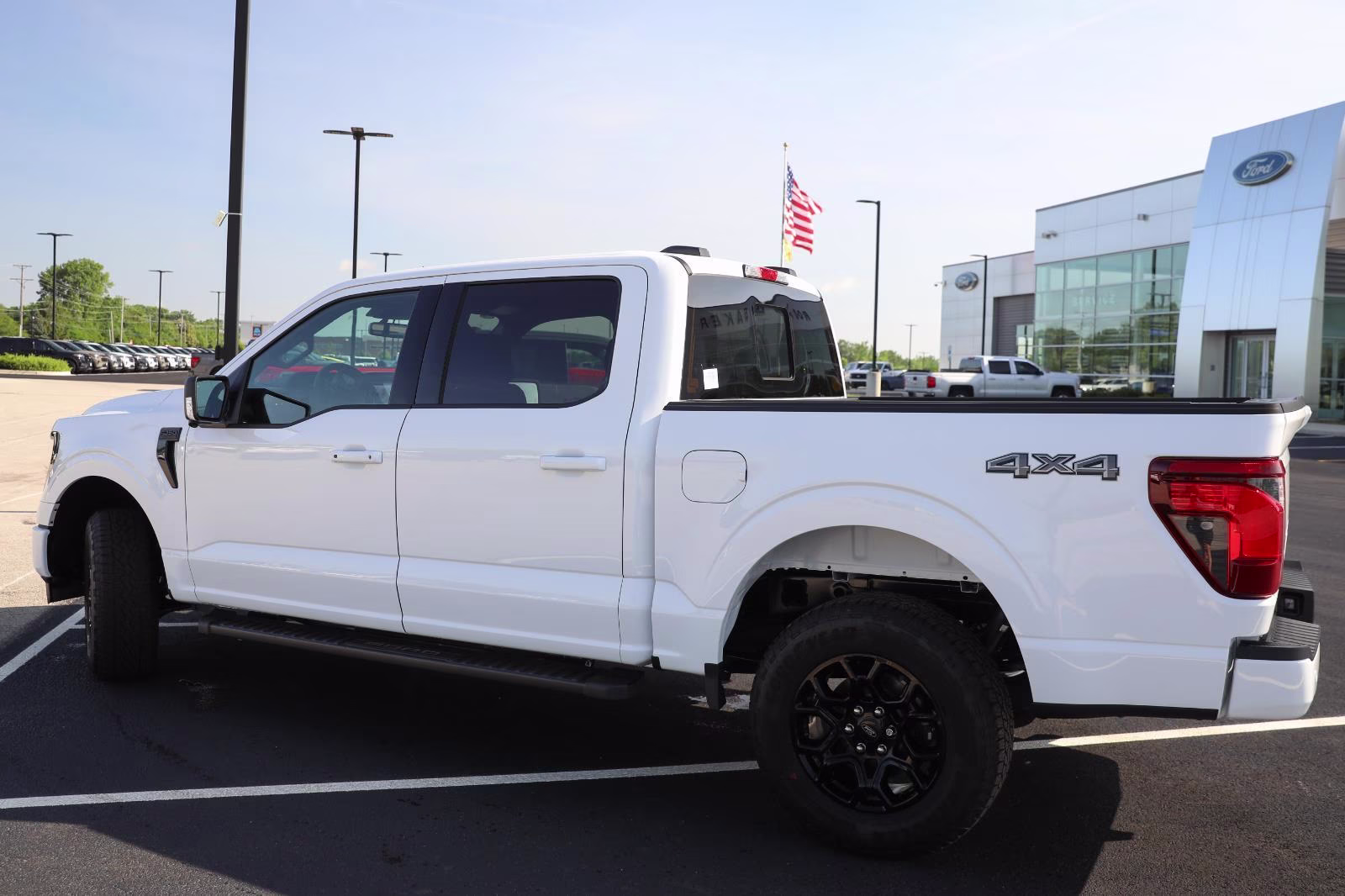 2026 Oxford White Ford F-150 XLT 4X4 Truck