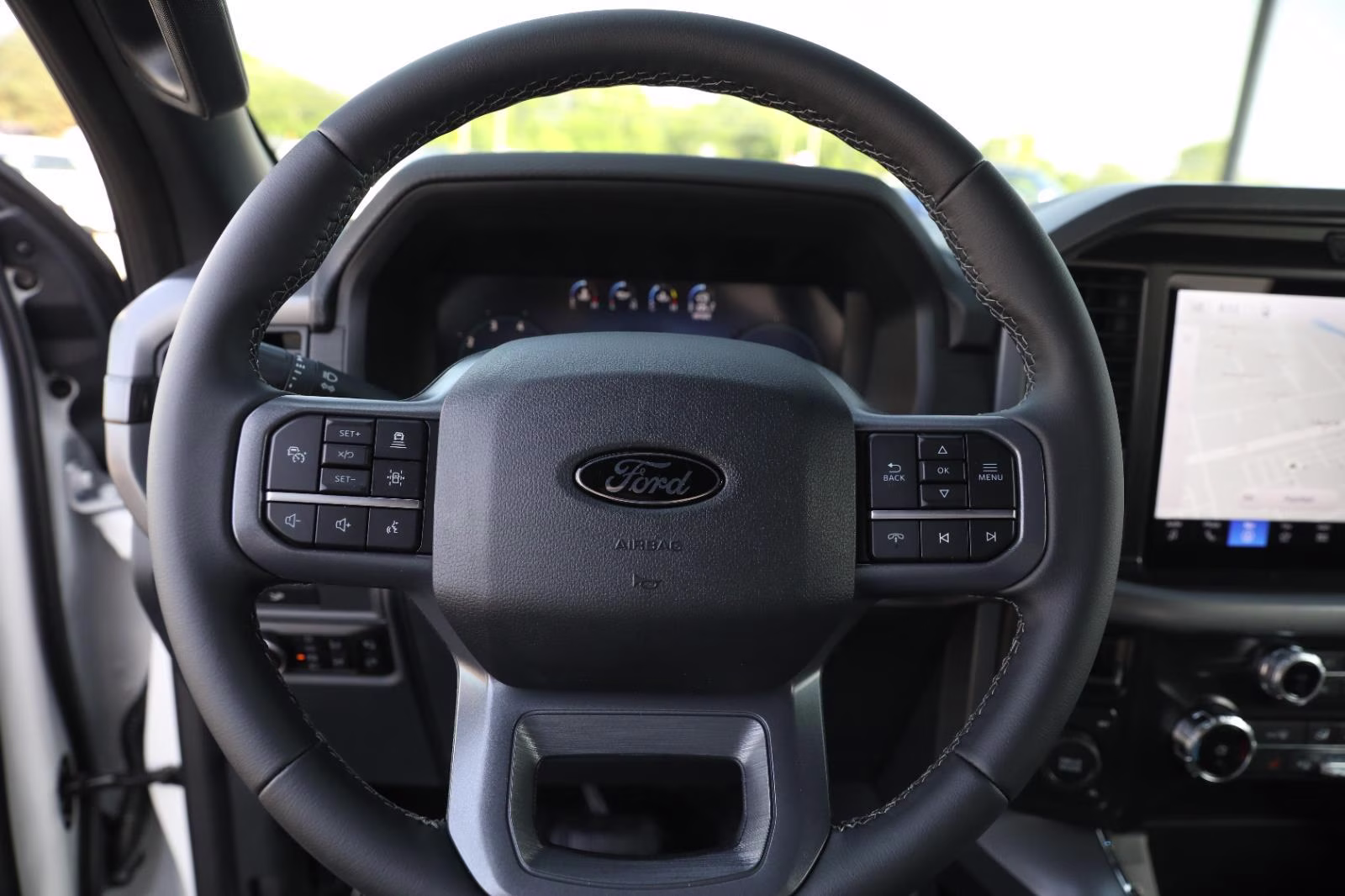 2026 Oxford White Ford F-150 XLT 4X4 Truck