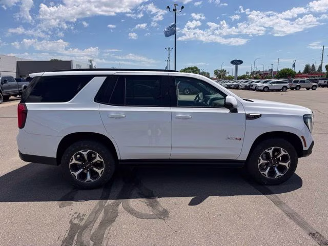 2025 Summit White GMC Yukon AT4 Ultimate 4X4 SUV