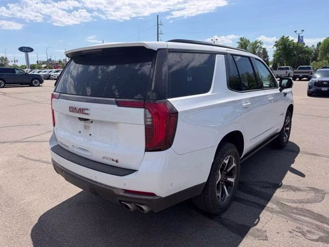 2025 Summit White GMC Yukon AT4 Ultimate 4X4 SUV