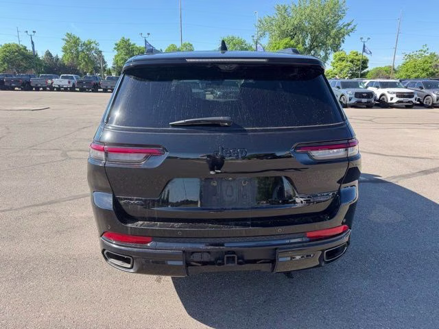 2024 Diamond Black Crystal Pearlcoat Jeep Grand Cherokee L Summit 4X4 SUV