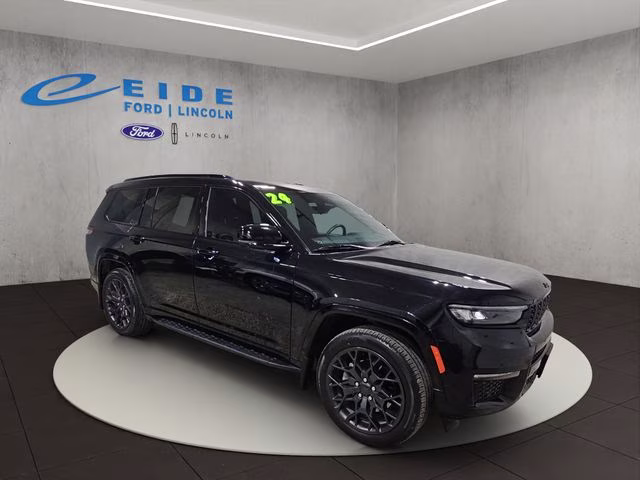 2024 Diamond Black Crystal Pearlcoat Jeep Grand Cherokee L Summit 4X4 SUV