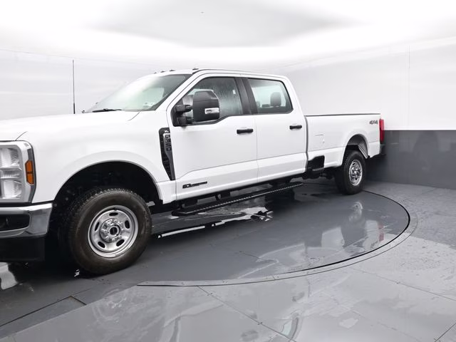 2025 Oxford White Ford Super Duty F-350 SRW XL 4X4 Truck