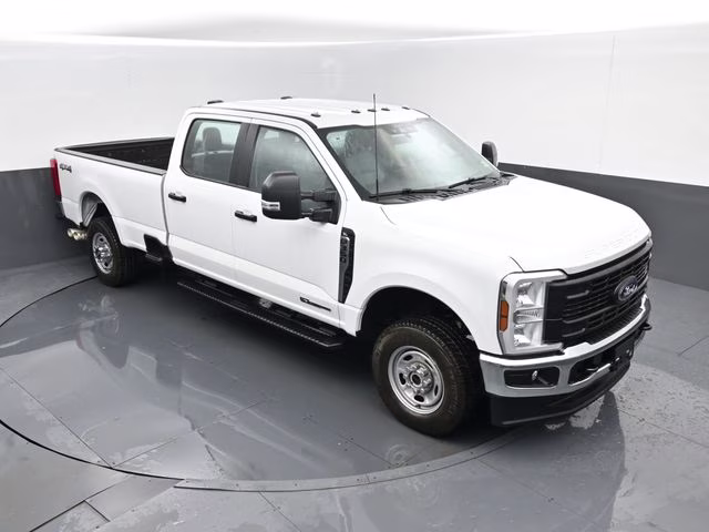 2025 Oxford White Ford Super Duty F-350 SRW XL 4X4 Truck