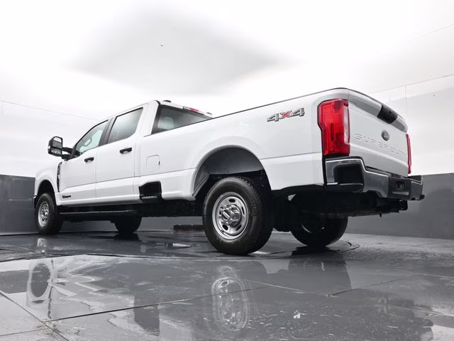 2025 Oxford White Ford Super Duty F-350 SRW XL 4X4 Truck