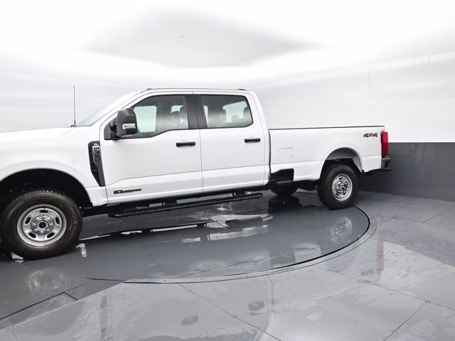 2025 Oxford White Ford Super Duty F-350 SRW XL 4X4 Truck