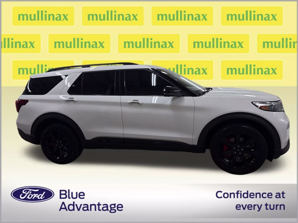 2022 White Metallic Ford Explorer ST 4X4 SUV