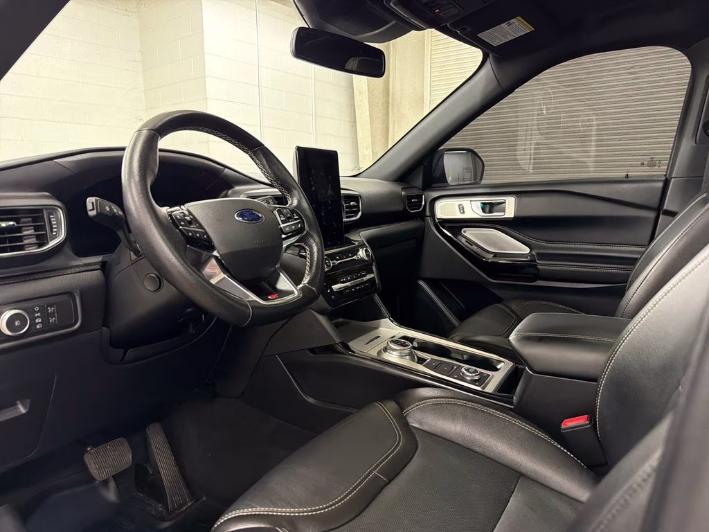 2022 White Metallic Ford Explorer ST 4X4 SUV