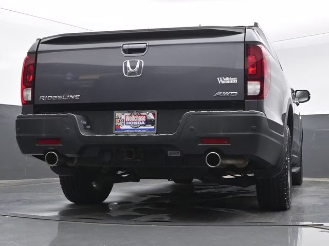 2022 Sonic Gray Pearl Honda Ridgeline RTL-E AWD Truck