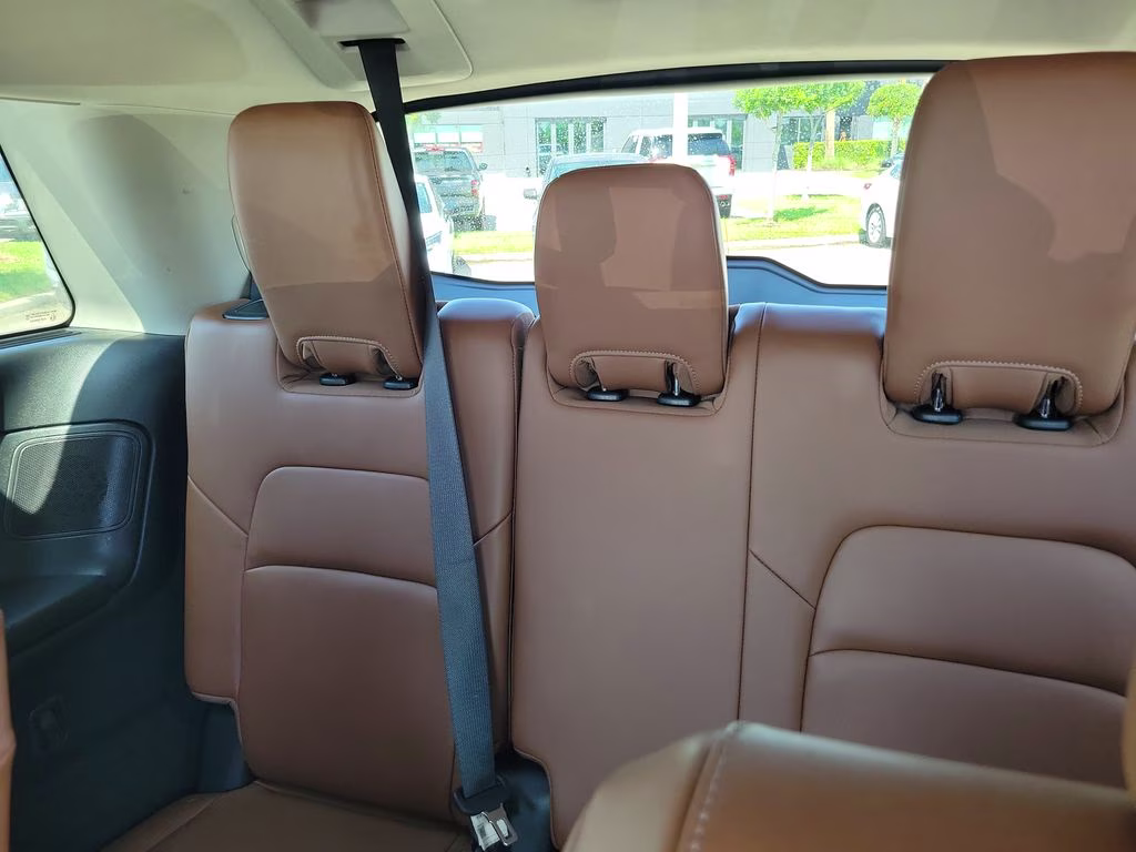 2023 Boulder Gray Pearl Nissan Pathfinder Platinum FWD SUV