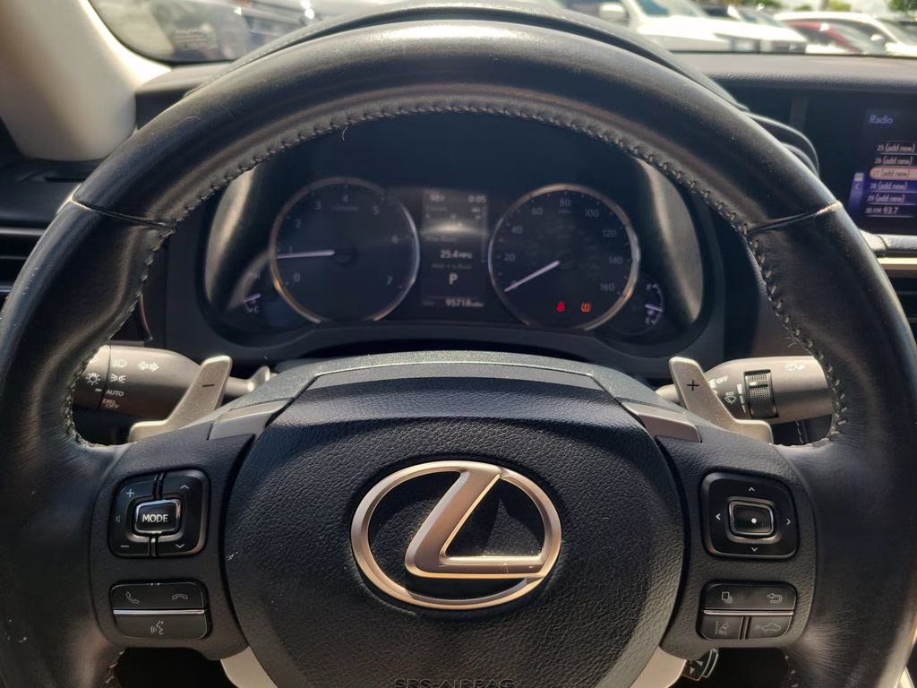 2019 White Pearl Lexus IS 300 RWD Sedan