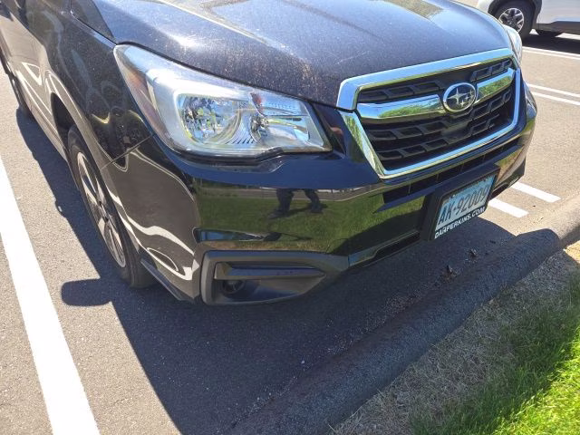2017 Crystal Black Silica Subaru Forester 2.5i AWD SUV