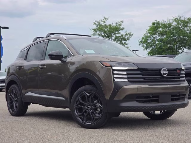 2026 Canyon Bronze Metallic Nissan Kicks SR AWD SUV