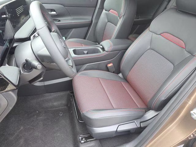 2026 Canyon Bronze Metallic Nissan Kicks SR AWD SUV