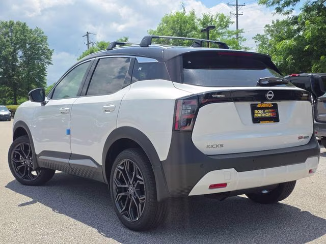 2026 Aspen White/Super Black Nissan Kicks SR AWD SUV