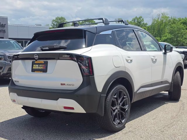 2026 Aspen White/Super Black Nissan Kicks SR AWD SUV