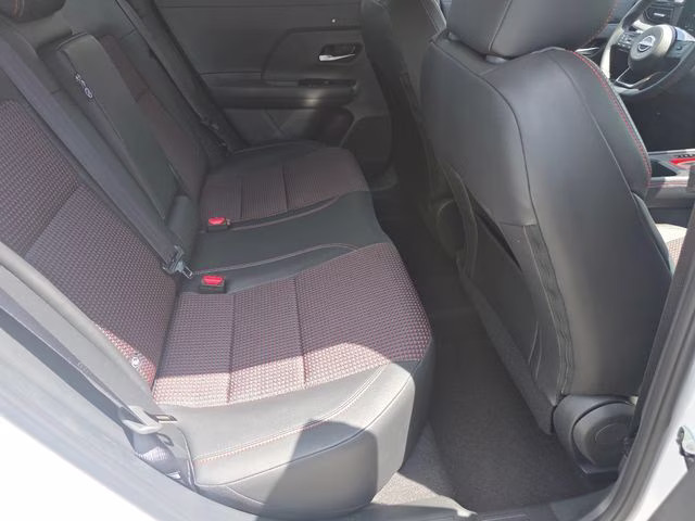 2026 Aspen White/Super Black Nissan Kicks SR AWD SUV