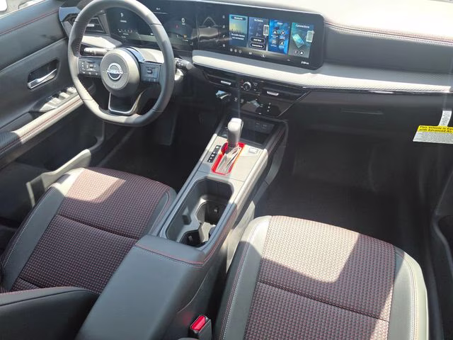 2026 Aspen White/Super Black Nissan Kicks SR AWD SUV