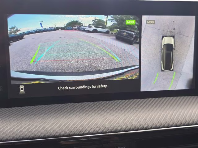 2026 Aspen White/Super Black Nissan Kicks SR AWD SUV