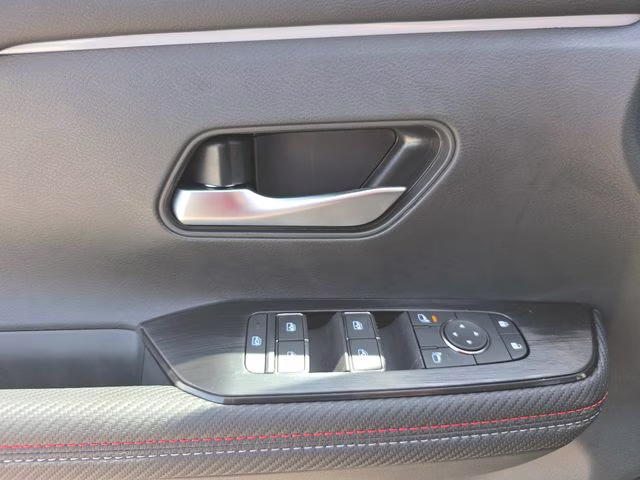2026 Super Black Nissan Kicks SR AWD SUV