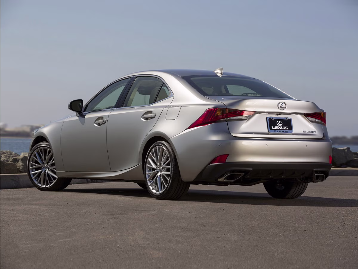 2019 Lexus IS 300 RWD Sedan