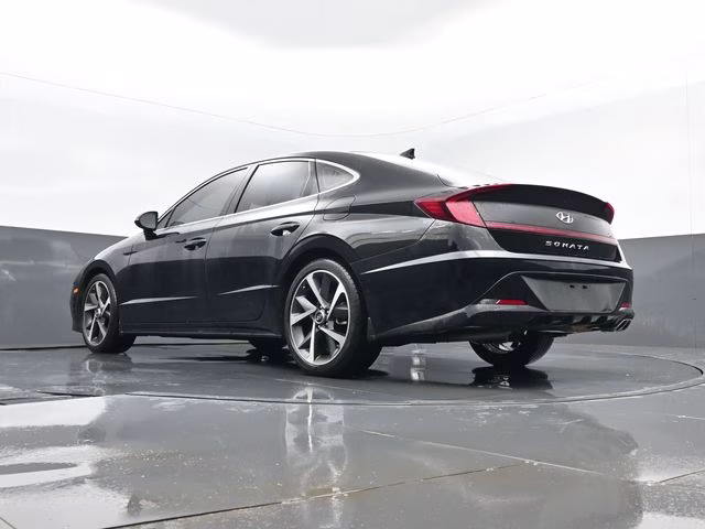 2021 Phantom Black Hyundai Sonata SEL Plus FWD Sedan