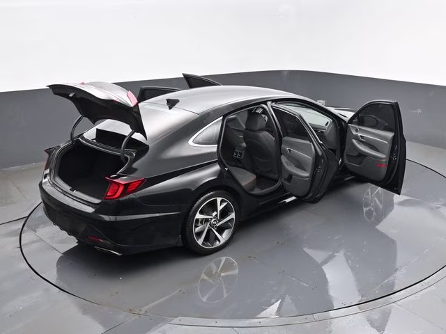 2021 Phantom Black Hyundai Sonata SEL Plus FWD Sedan