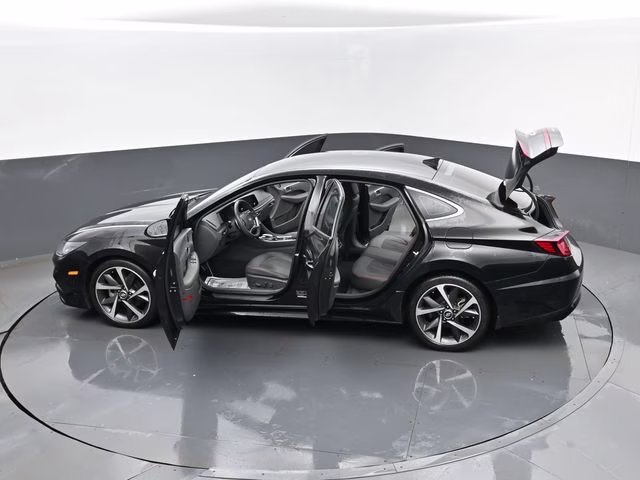 2021 Phantom Black Hyundai Sonata SEL Plus FWD Sedan