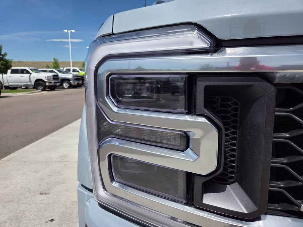 2026 Glacier Gray Met Tri-Coat Ford Super Duty F-450 DRW Platinum 4X4 Truck