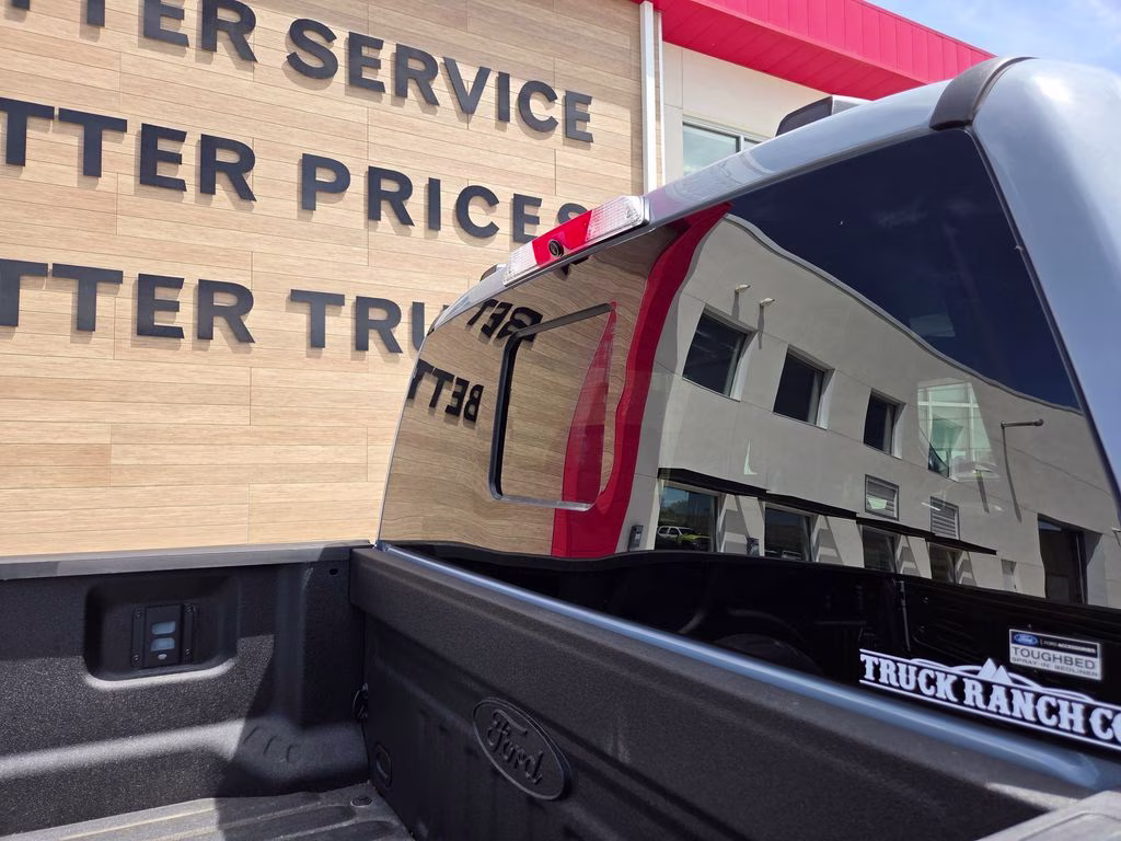 2026 Glacier Gray Met Tri-Coat Ford Super Duty F-450 DRW Platinum 4X4 Truck
