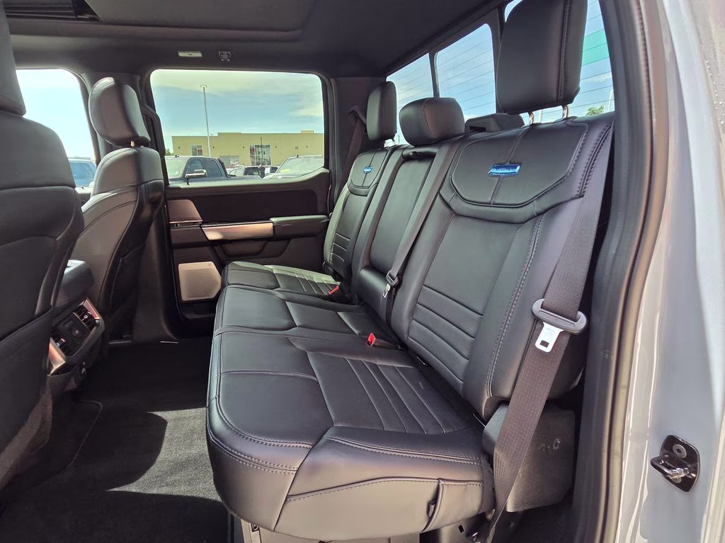 2026 Glacier Gray Met Tri-Coat Ford Super Duty F-450 DRW Platinum 4X4 Truck