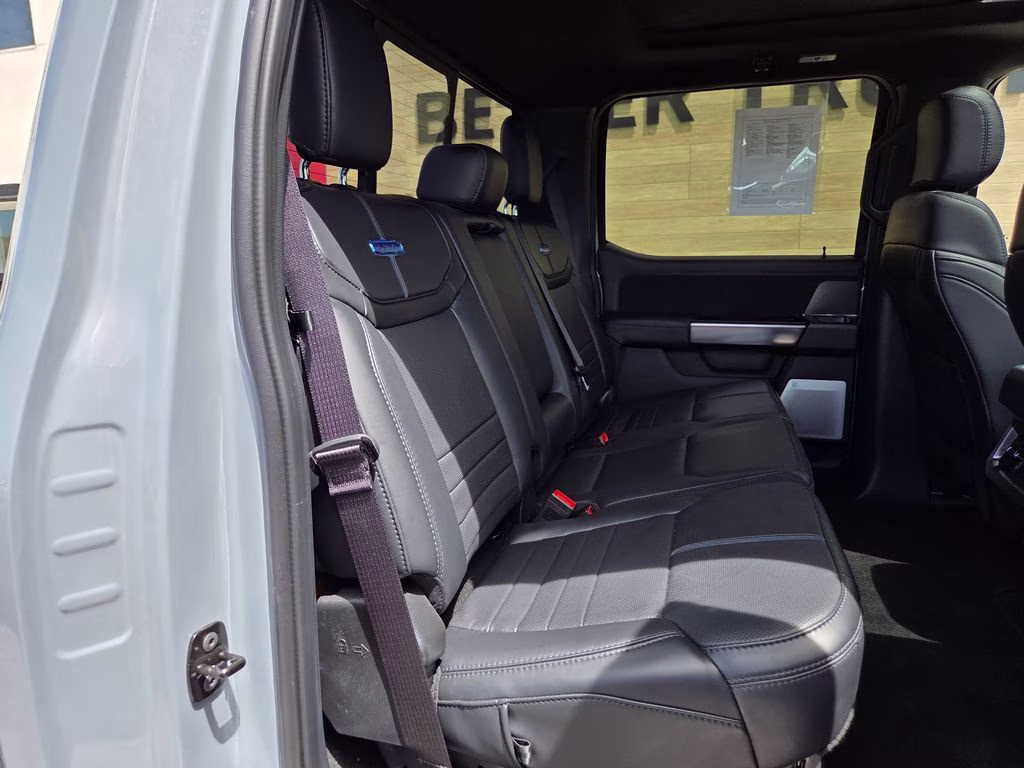 2026 Glacier Gray Met Tri-Coat Ford Super Duty F-450 DRW Platinum 4X4 Truck
