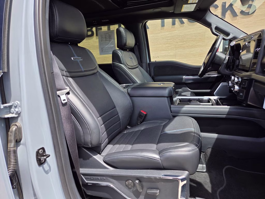 2026 Glacier Gray Met Tri-Coat Ford Super Duty F-450 DRW Platinum 4X4 Truck
