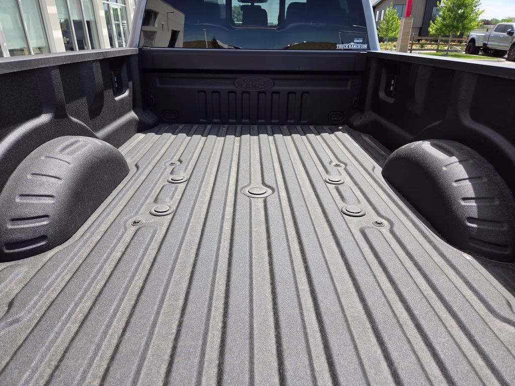 2026 Glacier Gray Met Tri-Coat Ford Super Duty F-450 DRW Platinum 4X4 Truck