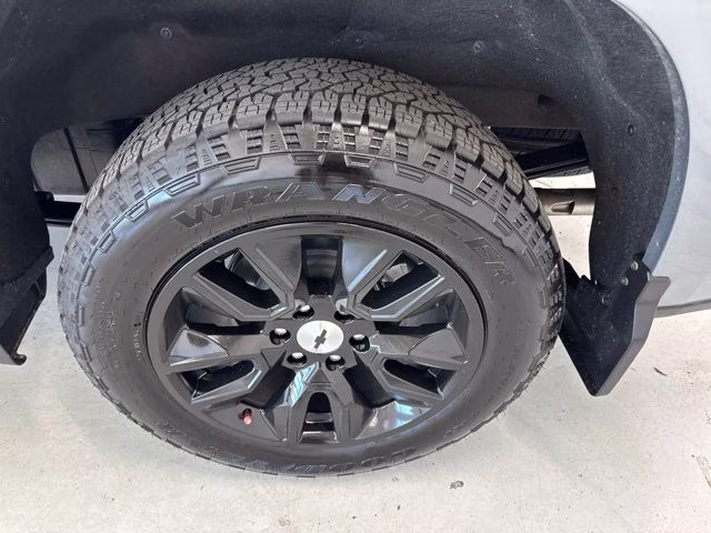 2025 Sterling Gray Metallic Chevrolet Silverado 1500 RST 4X4 Truck