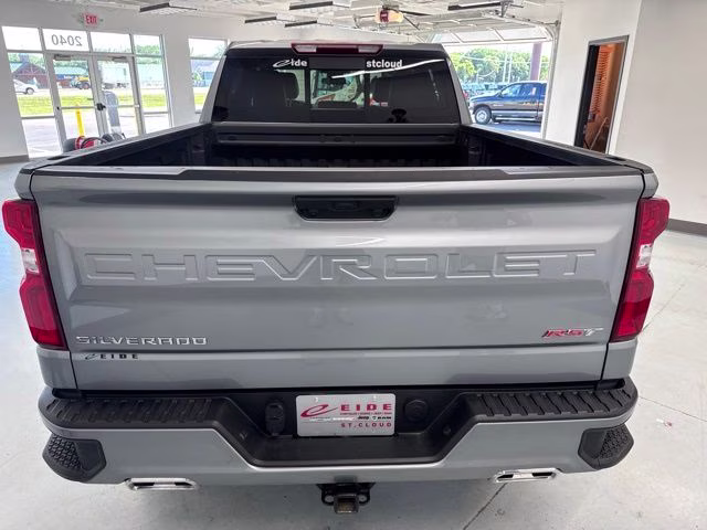 2025 Sterling Gray Metallic Chevrolet Silverado 1500 RST 4X4 Truck