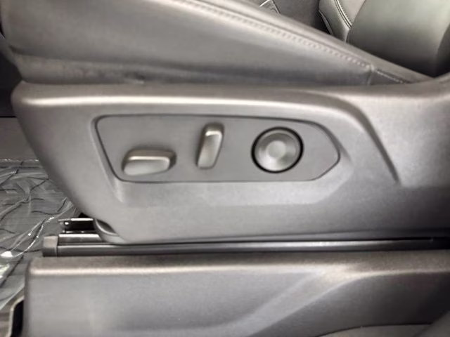 2025 Sterling Gray Metallic Chevrolet Silverado 1500 RST 4X4 Truck