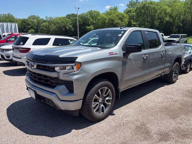 2025 Sterling Gray Metallic Chevrolet Silverado 1500 RST 4X4 Truck