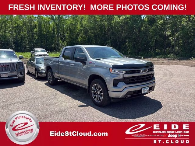 2025 Sterling Gray Metallic Chevrolet Silverado 1500 RST 4X4 Truck