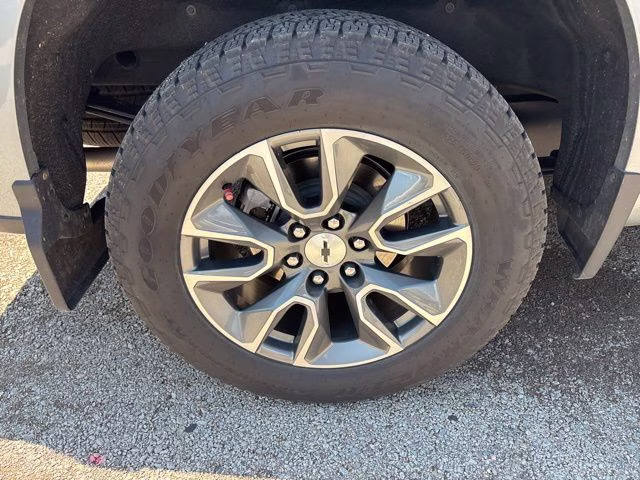 2025 Sterling Gray Metallic Chevrolet Silverado 1500 RST 4X4 Truck