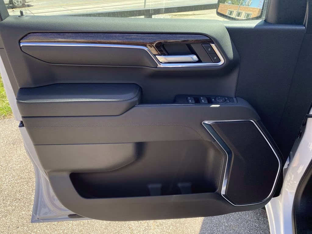 2023 Summit White GMC Sierra 1500 Elevation 4X4 Truck