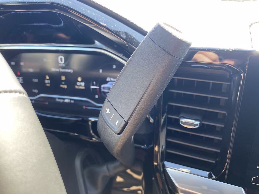 2023 Summit White GMC Sierra 1500 Elevation 4X4 Truck