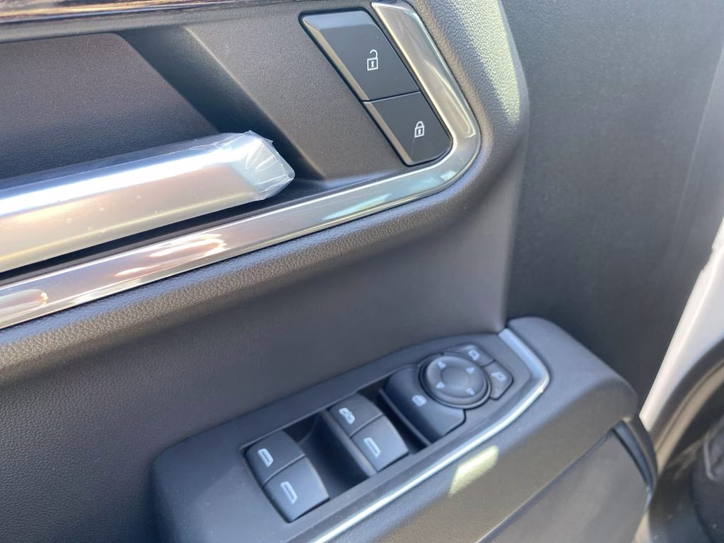 2023 Summit White GMC Sierra 1500 Elevation 4X4 Truck