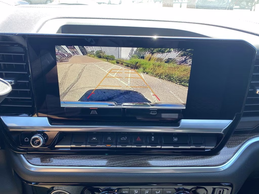 2023 Summit White GMC Sierra 1500 Elevation 4X4 Truck