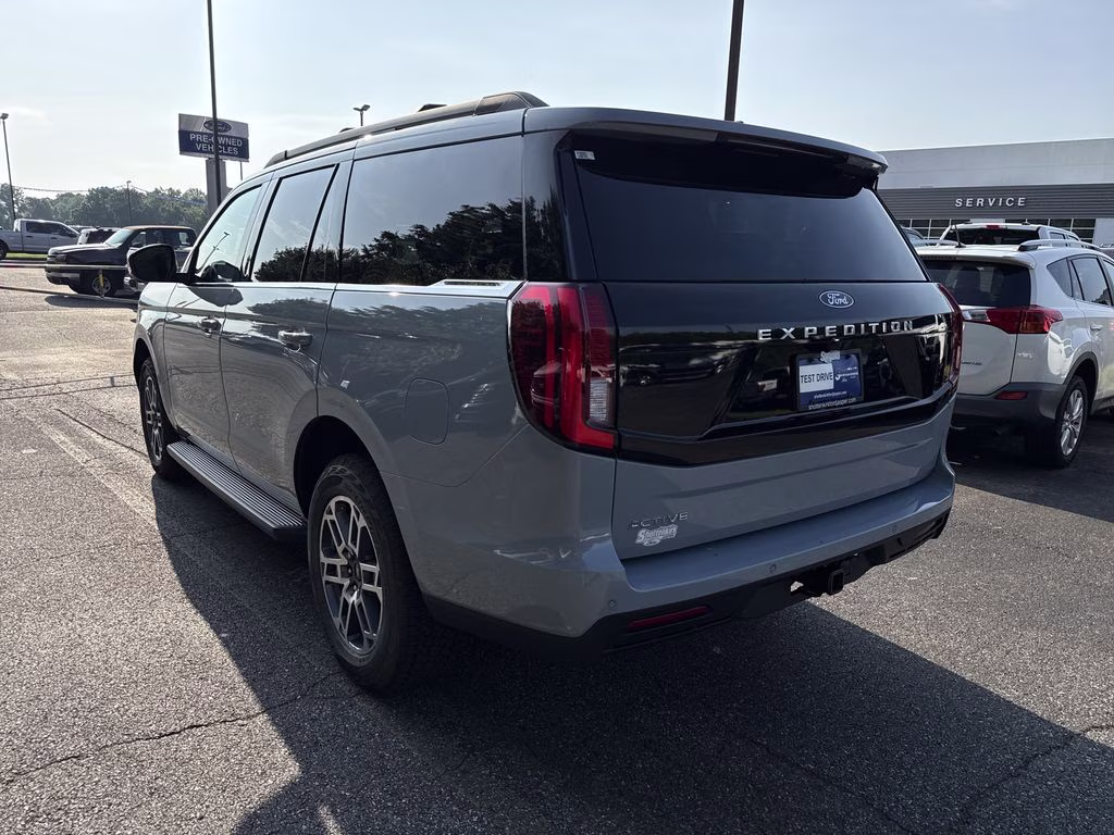 2026 Gray Metallic Ford Expedition Active 4X4 SUV