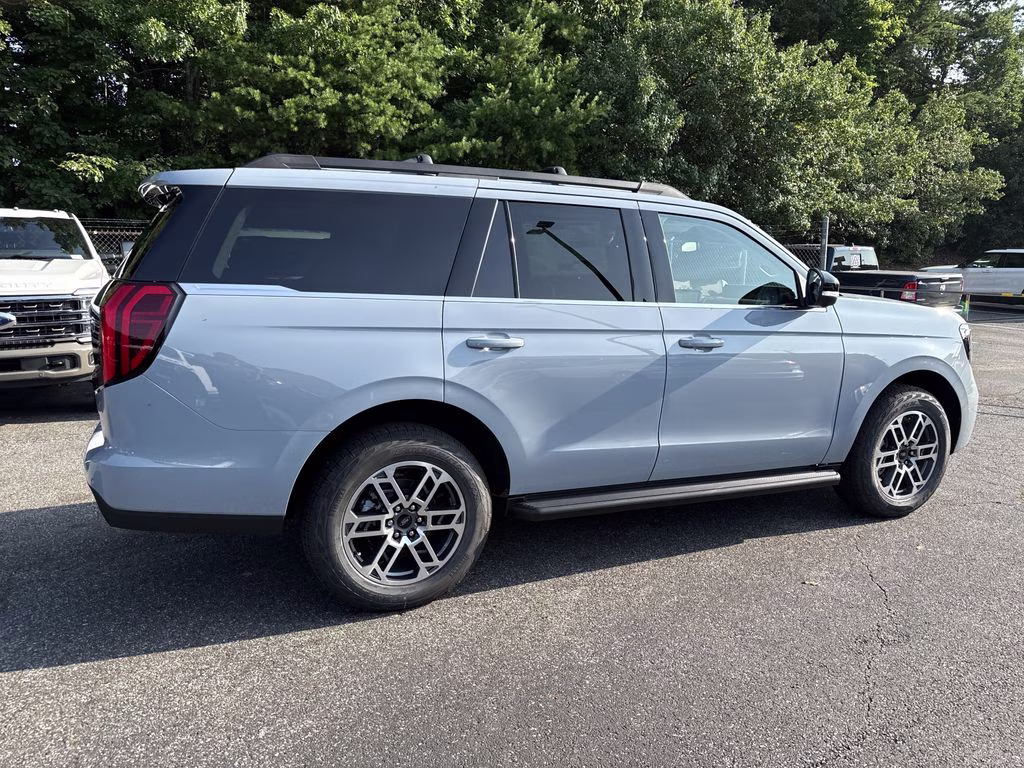 2026 Gray Metallic Ford Expedition Active 4X4 SUV