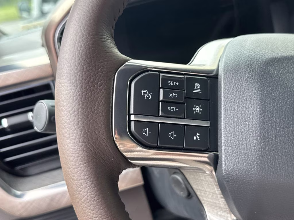 2026 Black Metallic Ford Super Duty F-250 SRW King Ranch 4X4 Truck