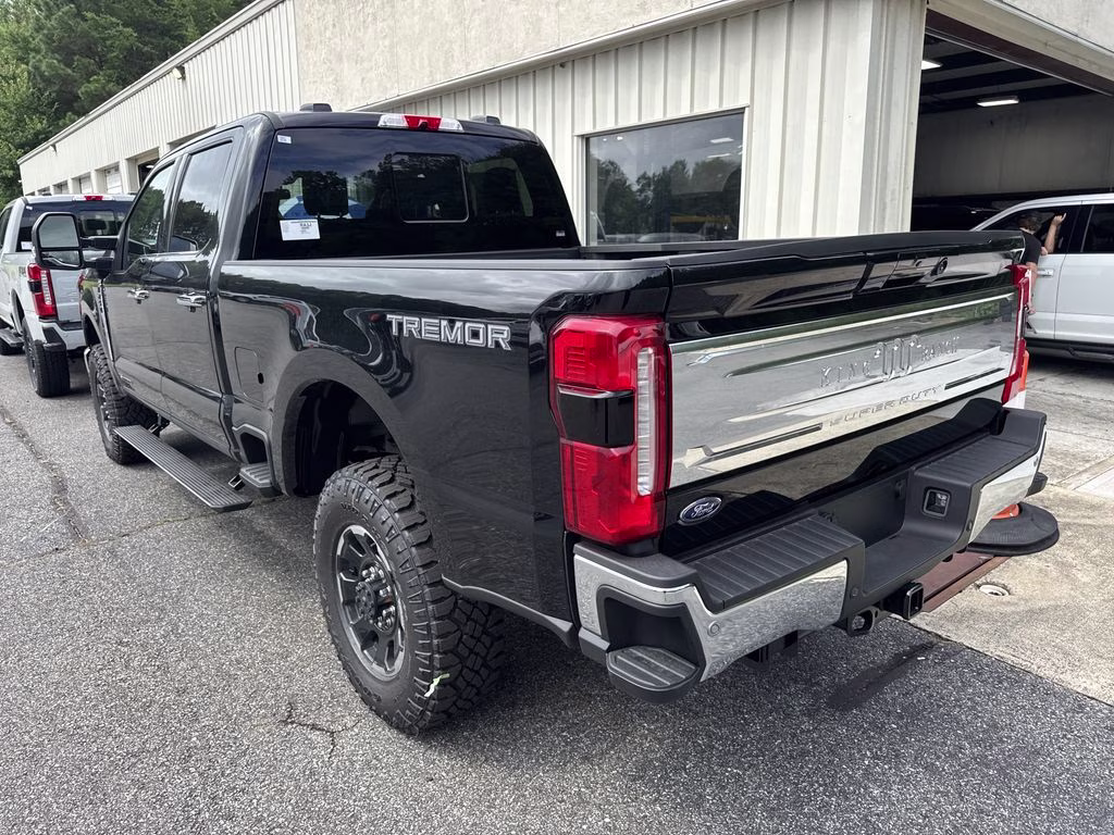 2026 Black Metallic Ford Super Duty F-250 SRW King Ranch 4X4 Truck