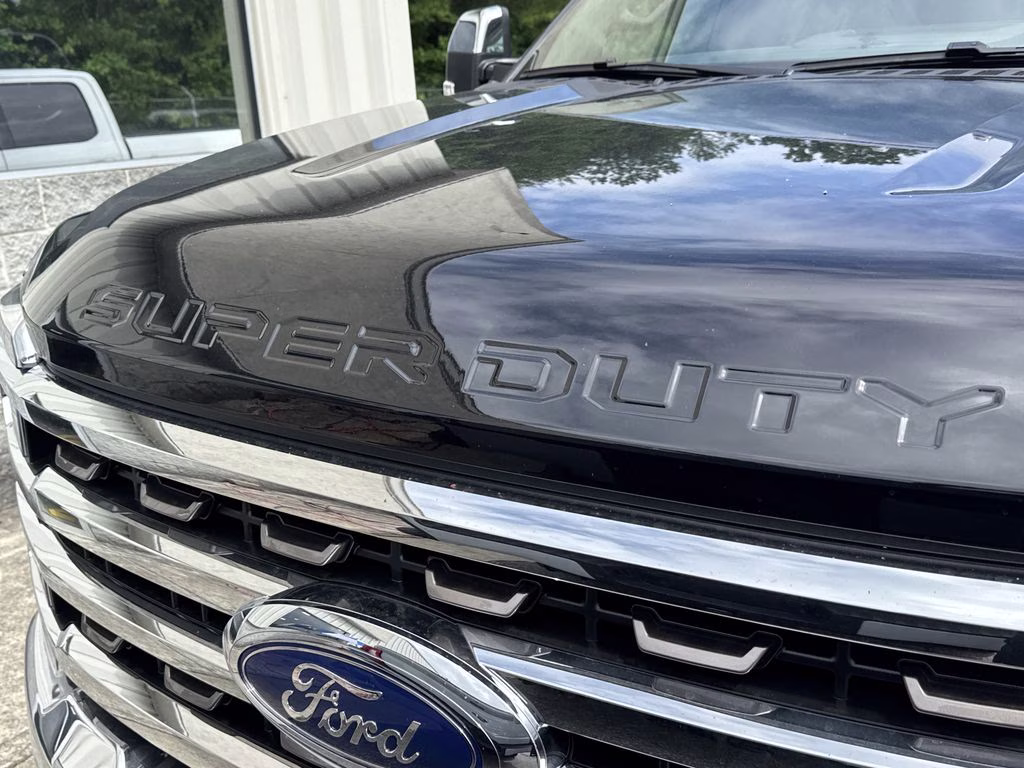 2026 Black Metallic Ford Super Duty F-250 SRW King Ranch 4X4 Truck