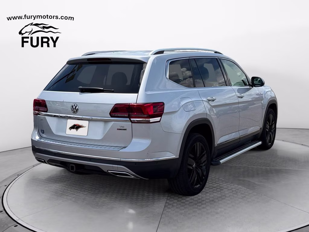 2018 Reflex Silver Metallic Volkswagen Atlas SEL Premium w/Towing AWD SUV